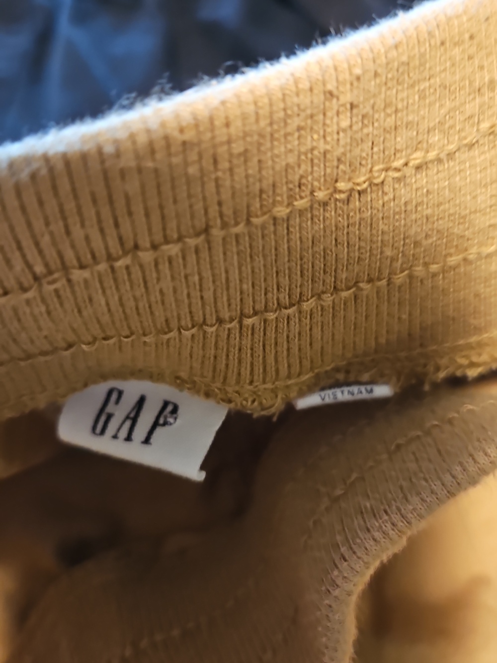 J.Crew/Gap Short Bundle - Picture 5 of 6